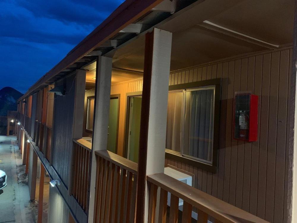 Travel Inn Tonopah Esterno foto